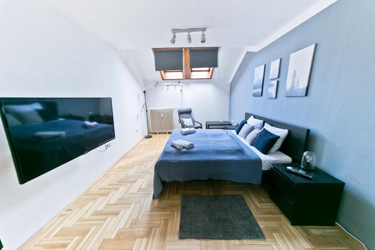 Dob Duplex Apartment Будапеща Екстериор снимка